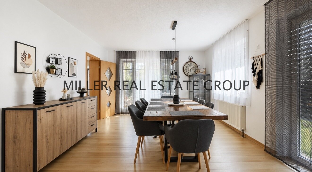 Seltenes Wohnensemble in Großmehring: Zwei Häuser auf ca. 724 m² Grundstück mit Garten, Garage & außergewöhnlichem Potenzial! Seltenes Wohnensemble in Großmehring: Zwei Häuser auf ca. 724 m² Grundstück mit Garten, Garage & außergewöhnlichem Potenzial!