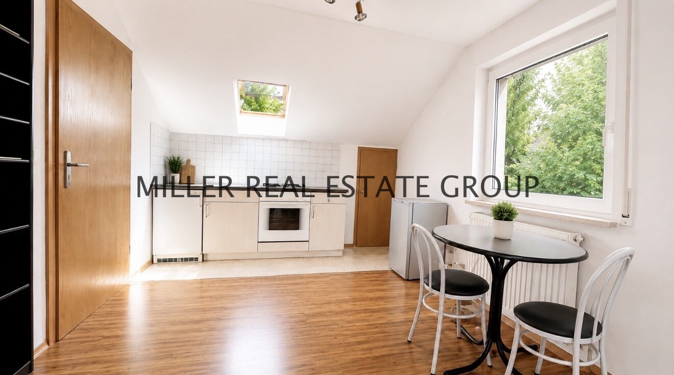 1-Zimmer-Dachgeschosswohnung in Ingolstadt-Friedrichshofen – ruhige zweite Reihe mit Tiefgaragenstellplatz! 1-Zimmer-Dachgeschosswohnung in Ingolstadt-Friedrichshofen – ruhige zweite Reihe mit Tiefgaragenstellplatz!