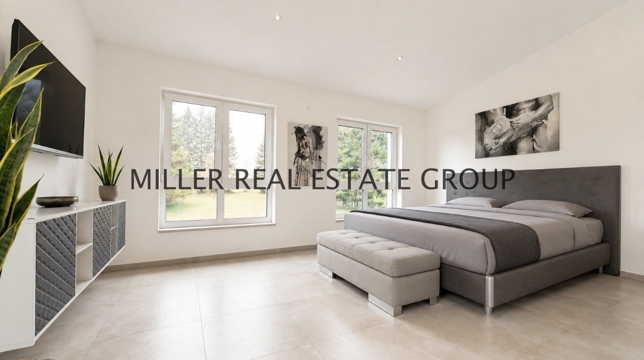 EXKLUSIVE DESIGNVILLA IN DENKENDORF – UNVERBAUBARER WEITBLICK, EINLIEGERWOHNUNG & XXL-GARAGE! EXKLUSIVE DESIGNVILLA IN DENKENDORF – UNVERBAUBARER WEITBLICK, EINLIEGERWOHNUNG & XXL-GARAGE!