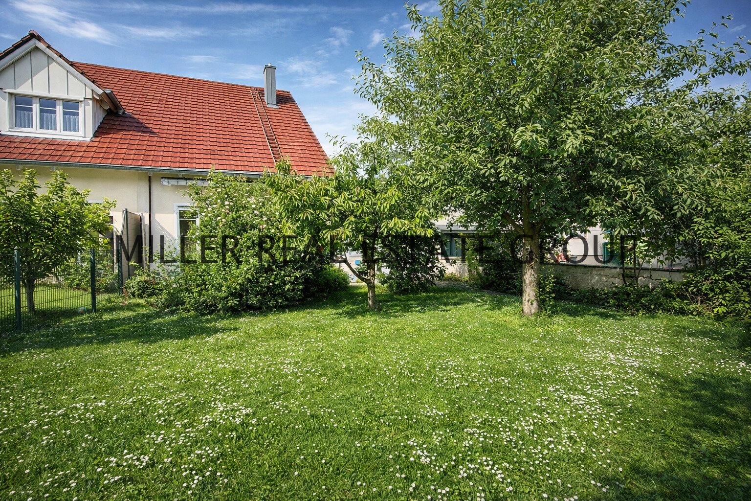 Exklusive Doppelhaus-Immobilie in Großmehring bei Ingolstadt – 223 m² Wohnfläche auf 723 m² Grundstück | Zwei Einheiten – seltene Gelegenheit! Exklusive Doppelhaus-Immobilie in Großmehring bei Ingolstadt – 223 m² Wohnfläche auf 723 m² Grundstück | Zwei Einheiten – seltene Gelegenheit!