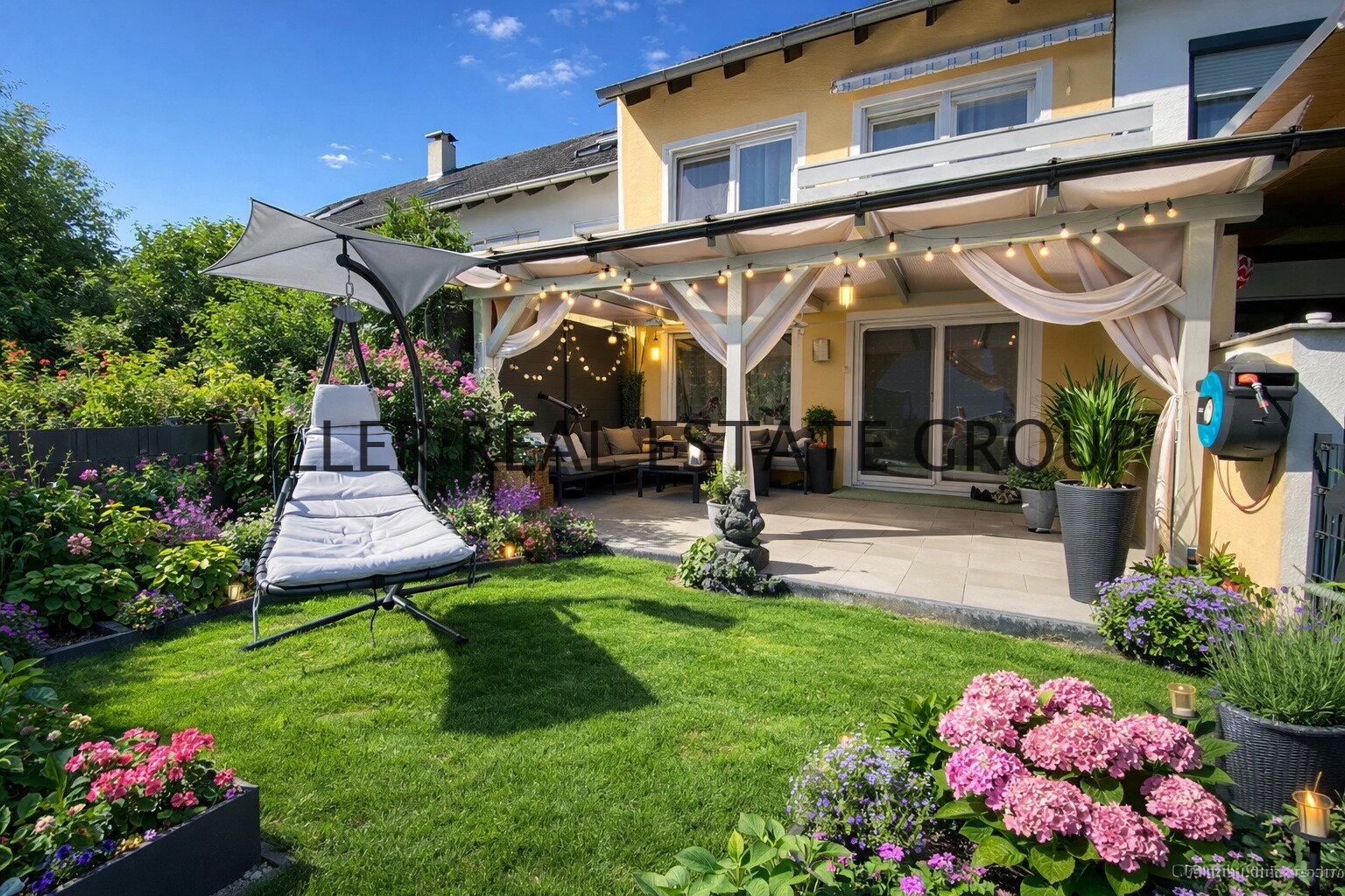 Wohntraum in Bestlage von Ingolstadt – modernisiertes Familienhaus mit sonnigem Garten! Wohntraum in Bestlage von Ingolstadt – modernisiertes Familienhaus mit sonnigem Garten!