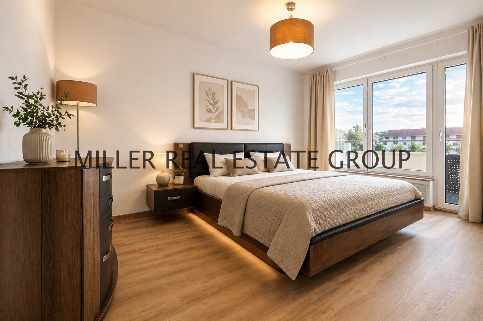 Moderne Raumwunder-Rarität in Neuburg an der Donau: Reiheneckhaus mit großem Garten, zwei Terrassen, Balkon & viel Wohnkomfort! Moderne Raumwunder-Rarität in Neuburg an der Donau: Reiheneckhaus mit großem Garten, zwei Terrassen, Balkon & viel Wohnkomfort!