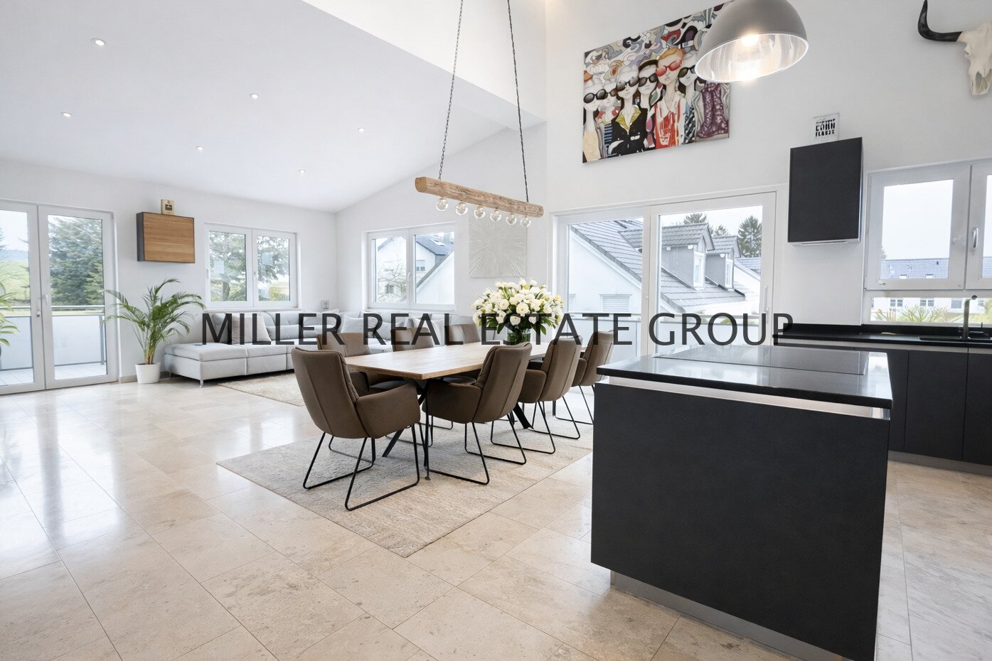 Exklusive Luxusvilla in 85095 Denkendorf – Einliegerwohnung, XXL-Garage, Südgarten & unverbaubarer Weitblick! Exklusive Luxusvilla in 85095 Denkendorf – Einliegerwohnung, XXL-Garage, Südgarten & unverbaubarer Weitblick!